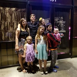 Meet your Posher, Alicia